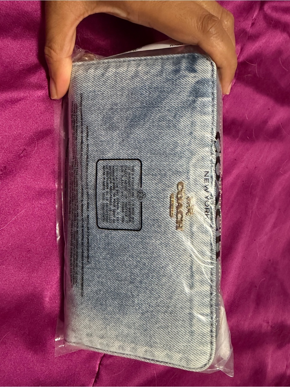Cell Phone Accessory Packaging - Picture 4 of 11